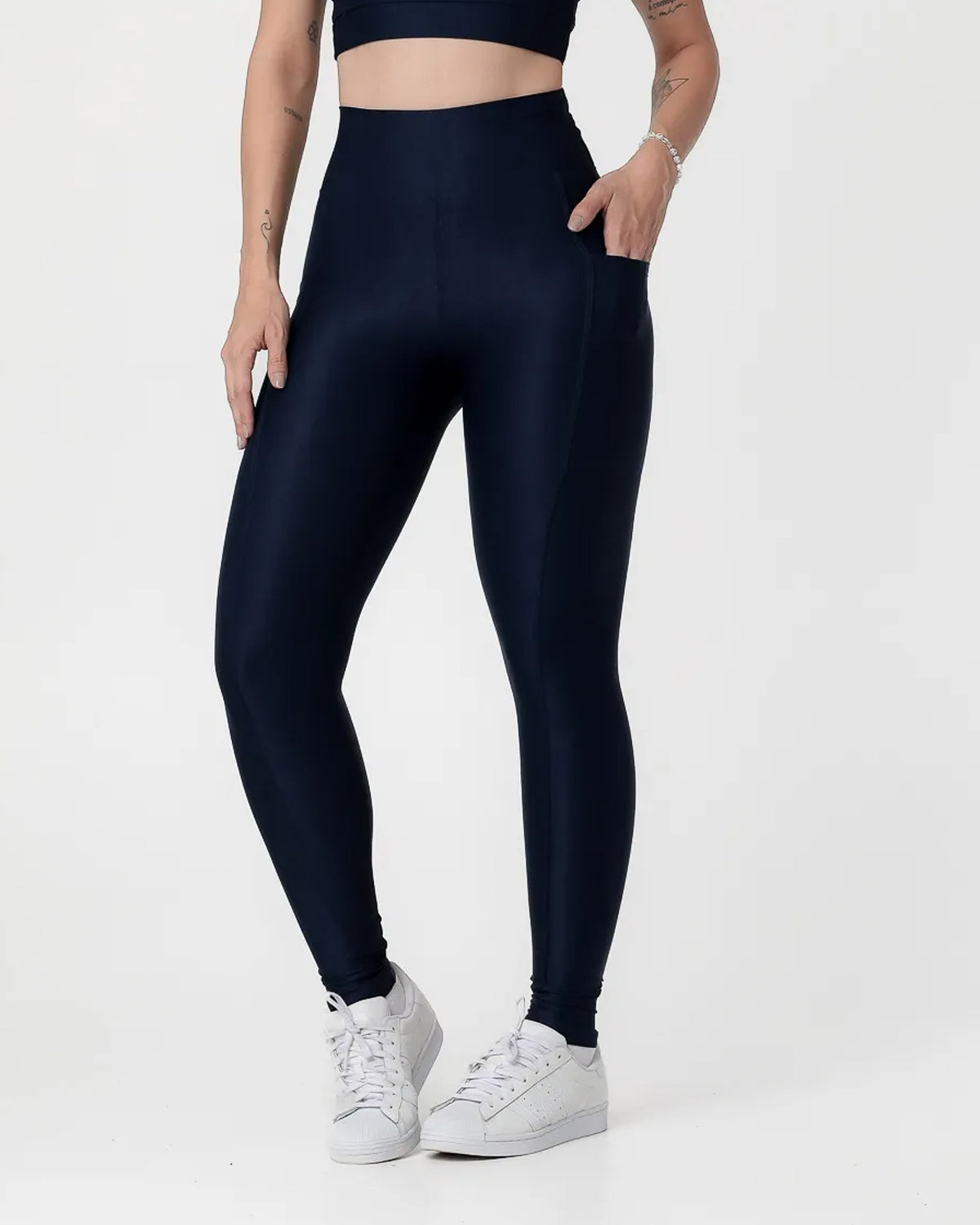 Calça Legging Canelada com Bolso Poliamida Azul Marinho (1)
