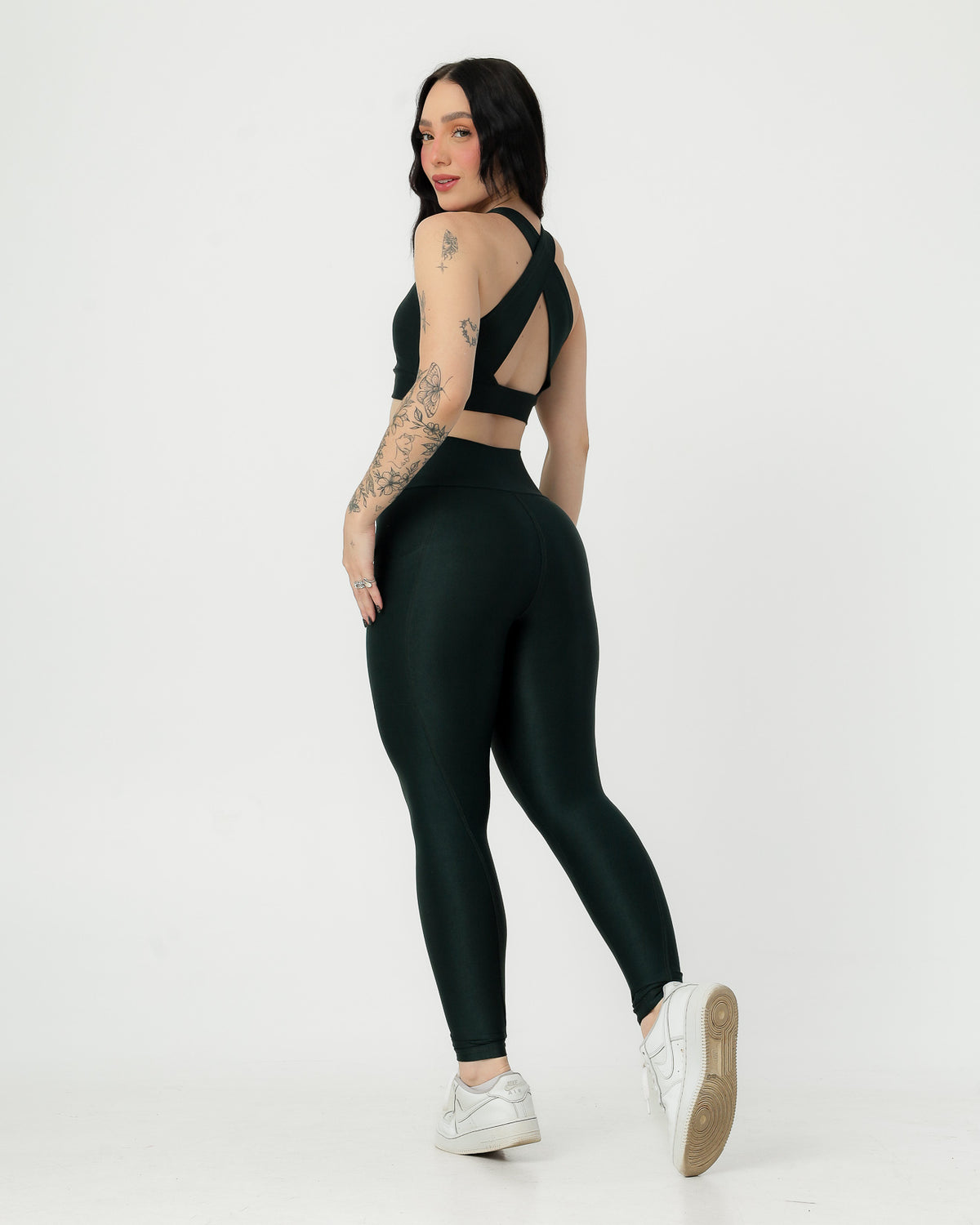 Calça Legging Canelada com Bolso Poliamida Verde Escuro (4)