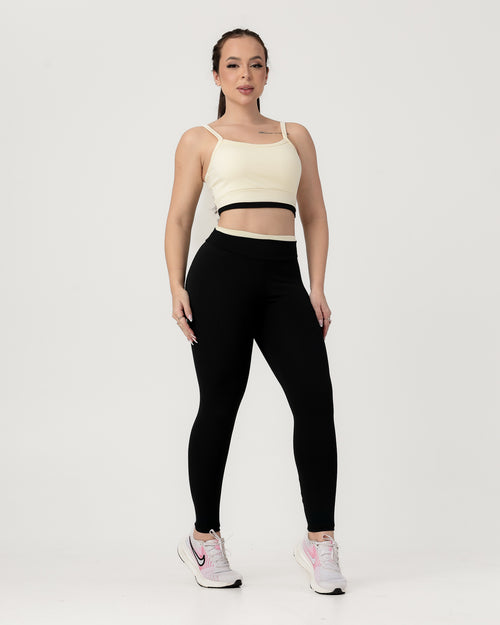 Conjunto Bicolor Top de Alça e Calça Legging em Poliéster Off/Preto (1)