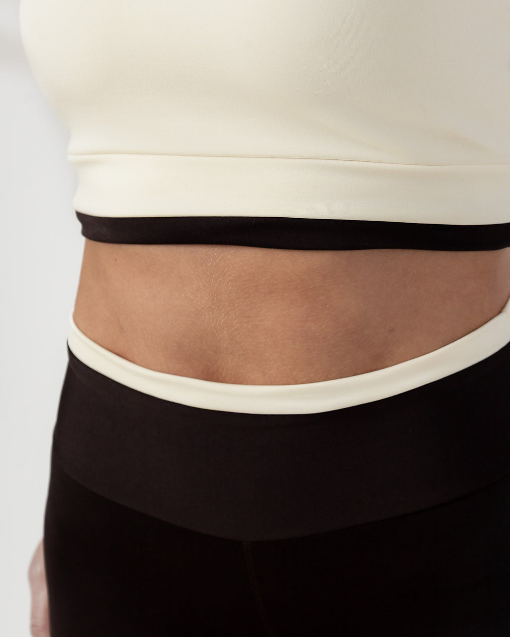Conjunto Bicolor Top de Alça e Calça Legging em Poliéster Off/Chocolate (3)