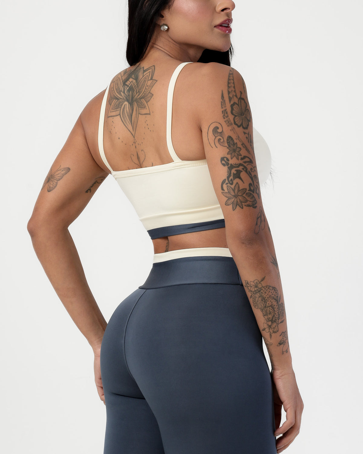 Conjunto Bicolor Top de Alça e Calça Legging em Poliéster Off/Grafite (3)