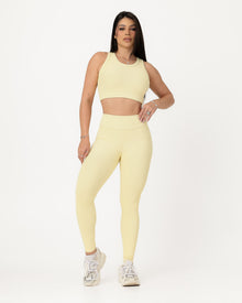 Conjunto Canelado Relevo 3D Cropped Regata e Calça Legging Amarelo Bebê