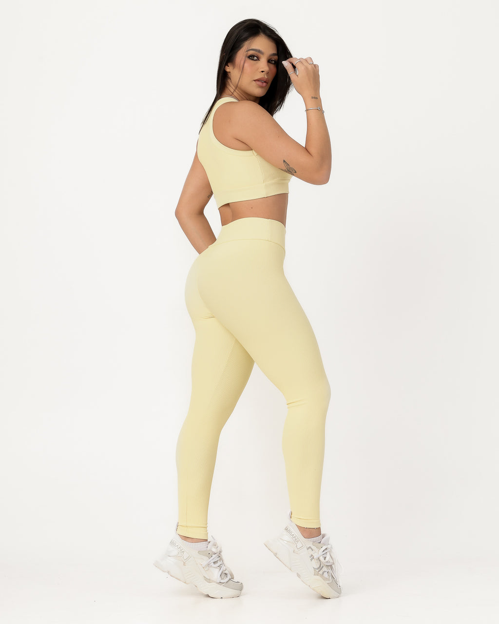 Conjunto Canelado Relevo 3D Cropped Regata e Calça Legging Amarelo Bebê (2)