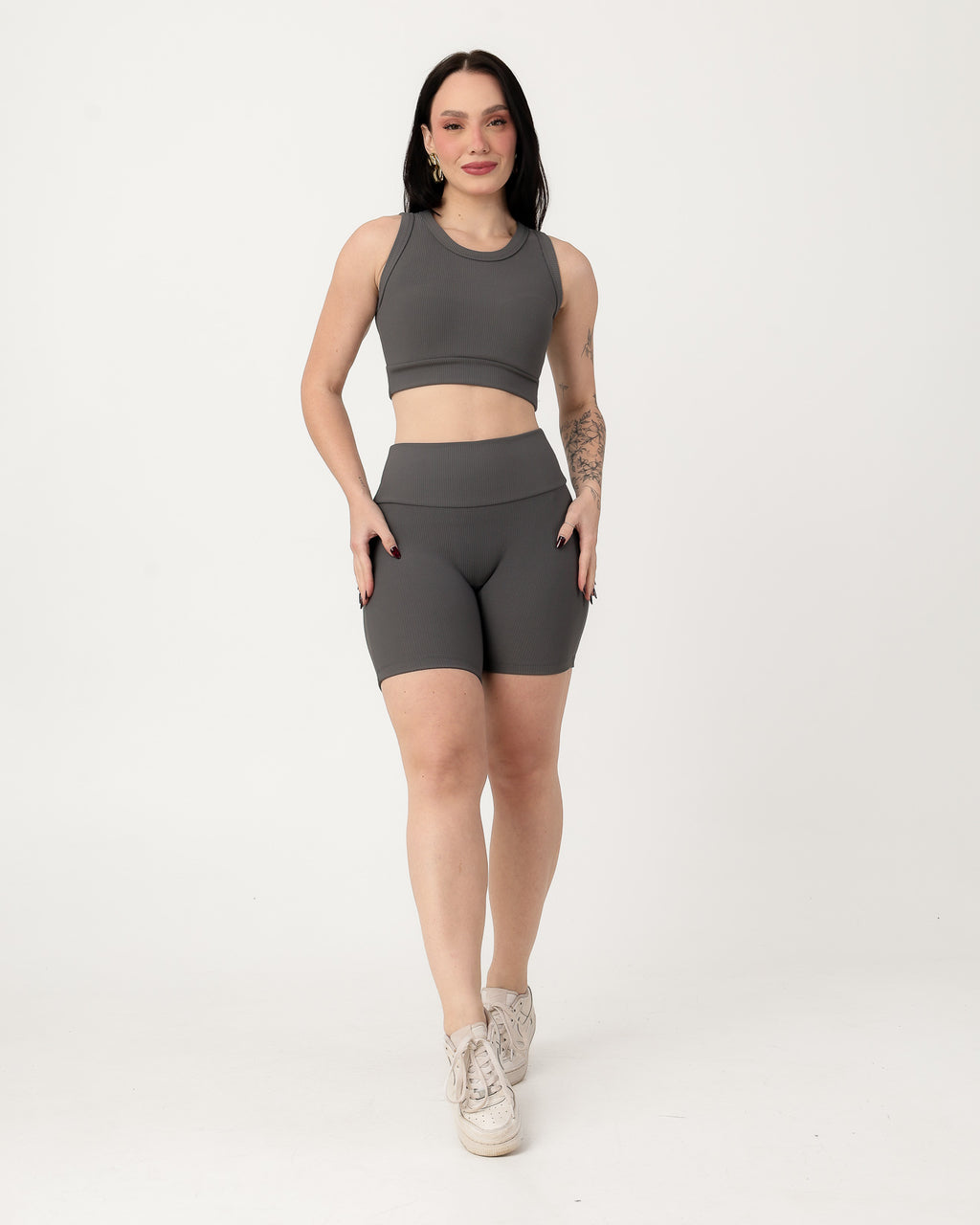 Conjunto Canelado Relevo 3D Cropped Regata e Short Cintura Alta Modelador Cinza Médio (1)