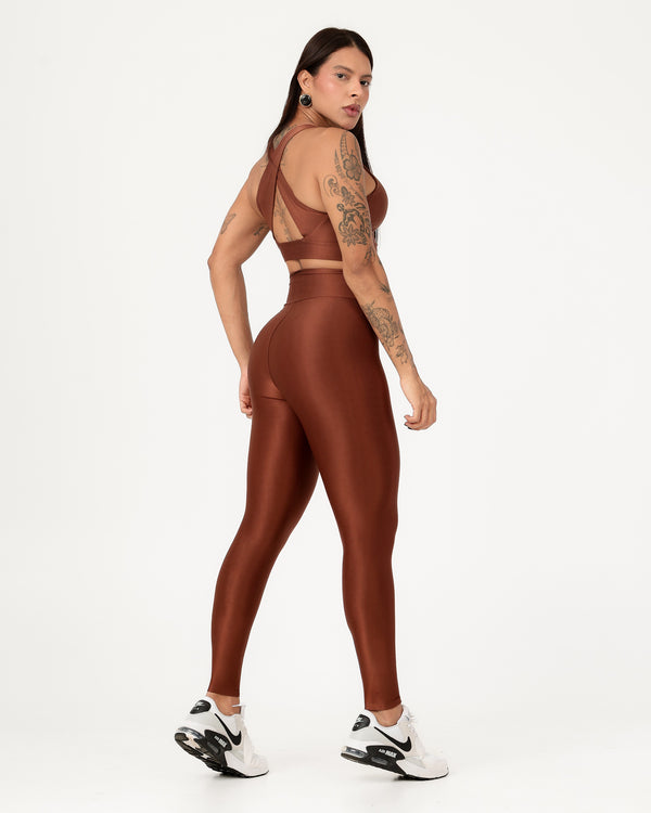 Conjunto Canelado Top Cruzado nas Costas e Calça Legging Poliamida Marrom (1)