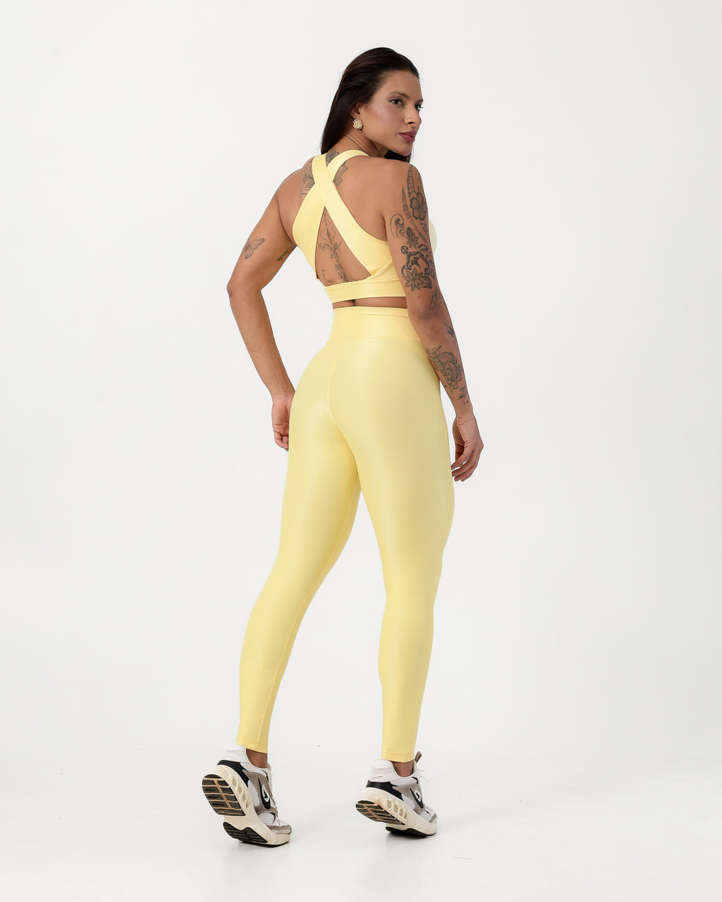 Conjunto Canelado Top Cruzado nas Costas e Calça Legging Poliamida Amarelo Suave (2)