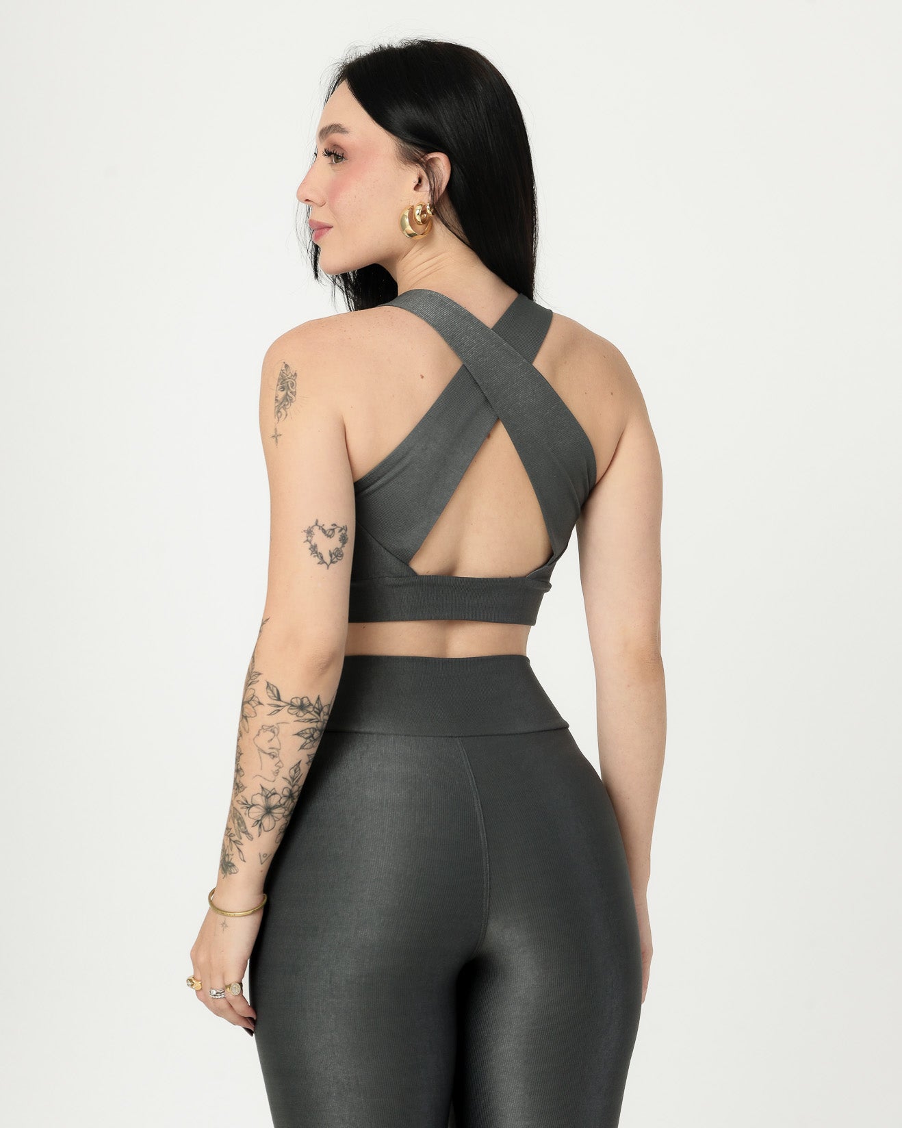 Conjunto Canelado Top Cruzado nas Costas e Calça Legging Poliamida Cinza Médio (3)