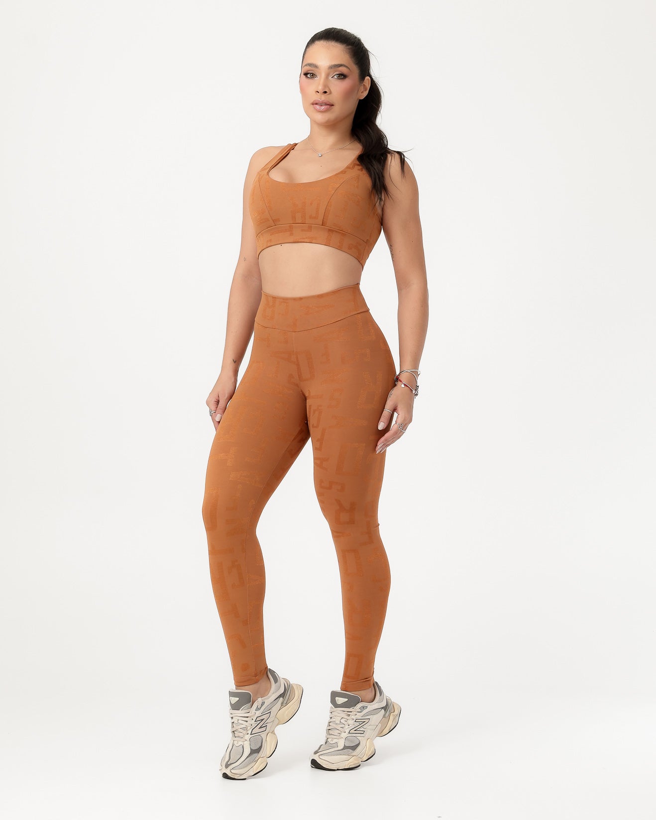 Conjunto Fitness Jacquard Texturizado Top Nadador e Calça Legging Caramelo (1)