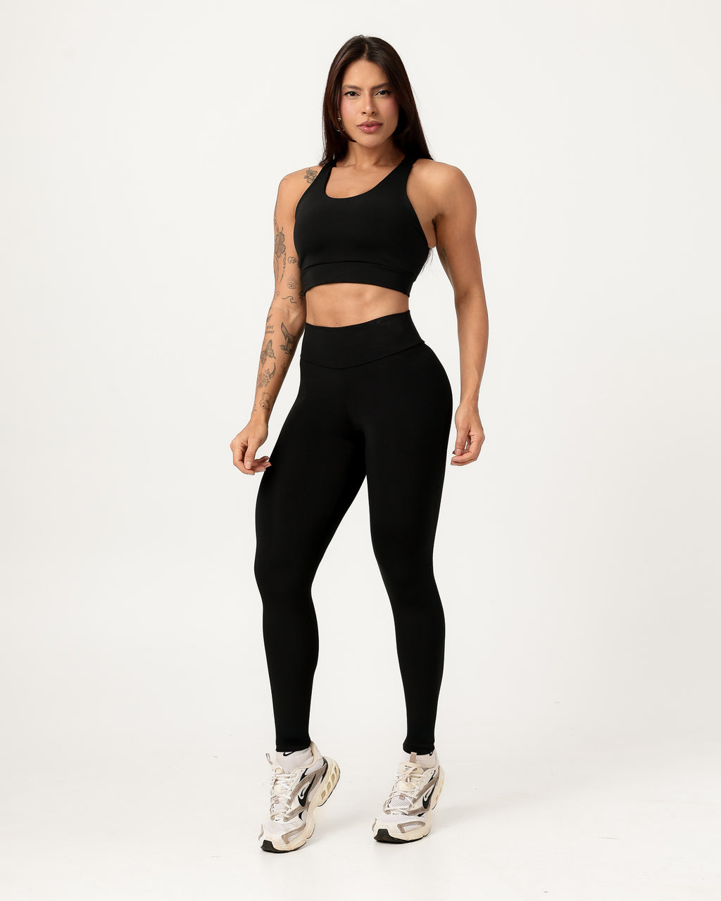 Conjunto Top Cruzado nas Costas e Calça Legging Preto (1)
