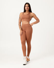 Conjunto Top Cruzado nas Costas e Calça Legging Mocha Mousse
