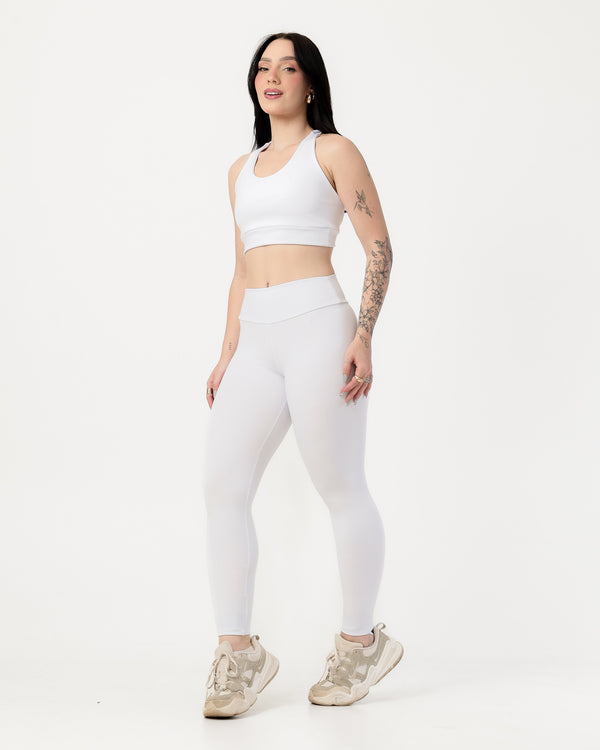 Conjunto Top Cruzado nas Costas e Calça Legging Branco (1)