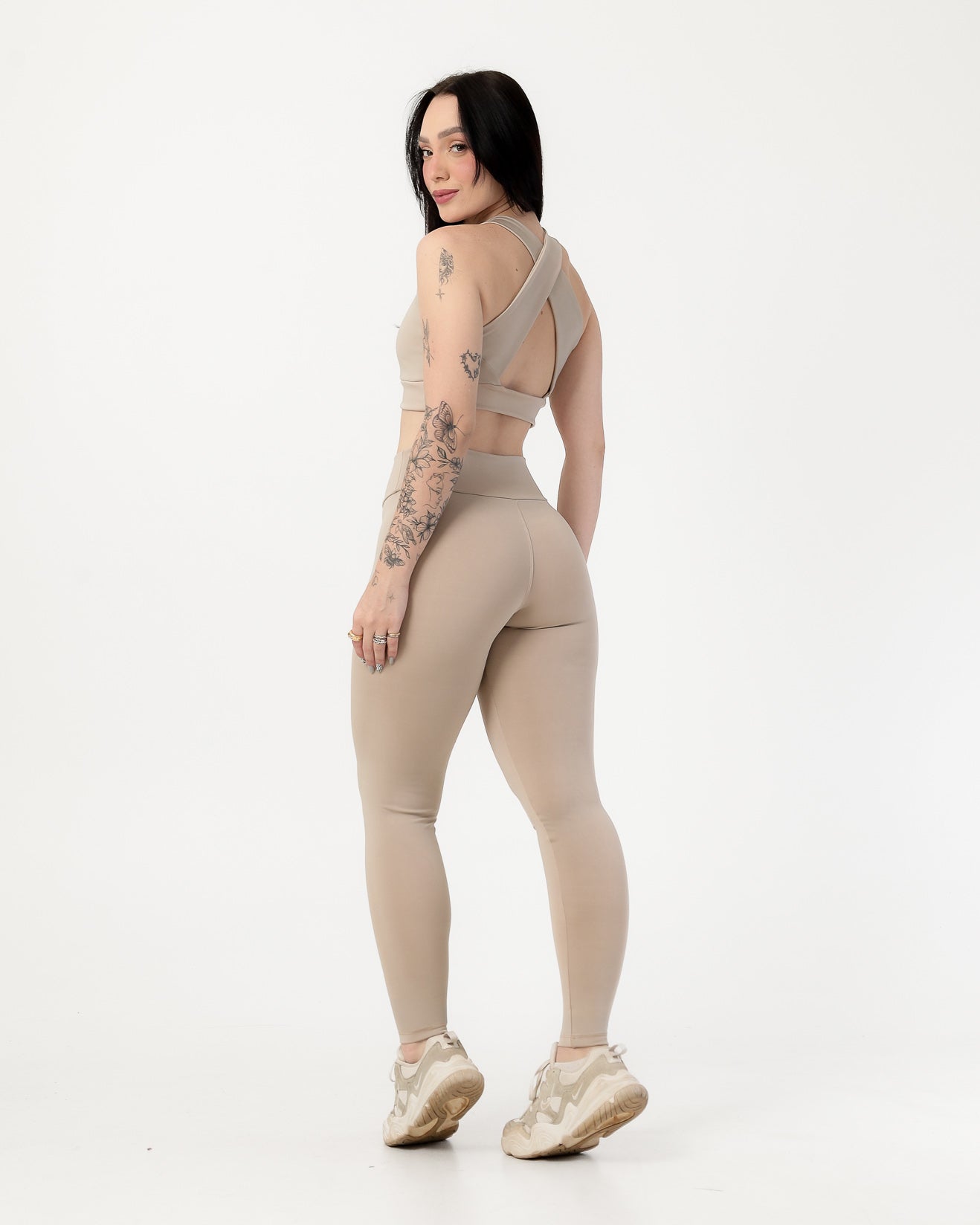 Conjunto Top Cruzado nas Costas e Calça Legging Bege (2)