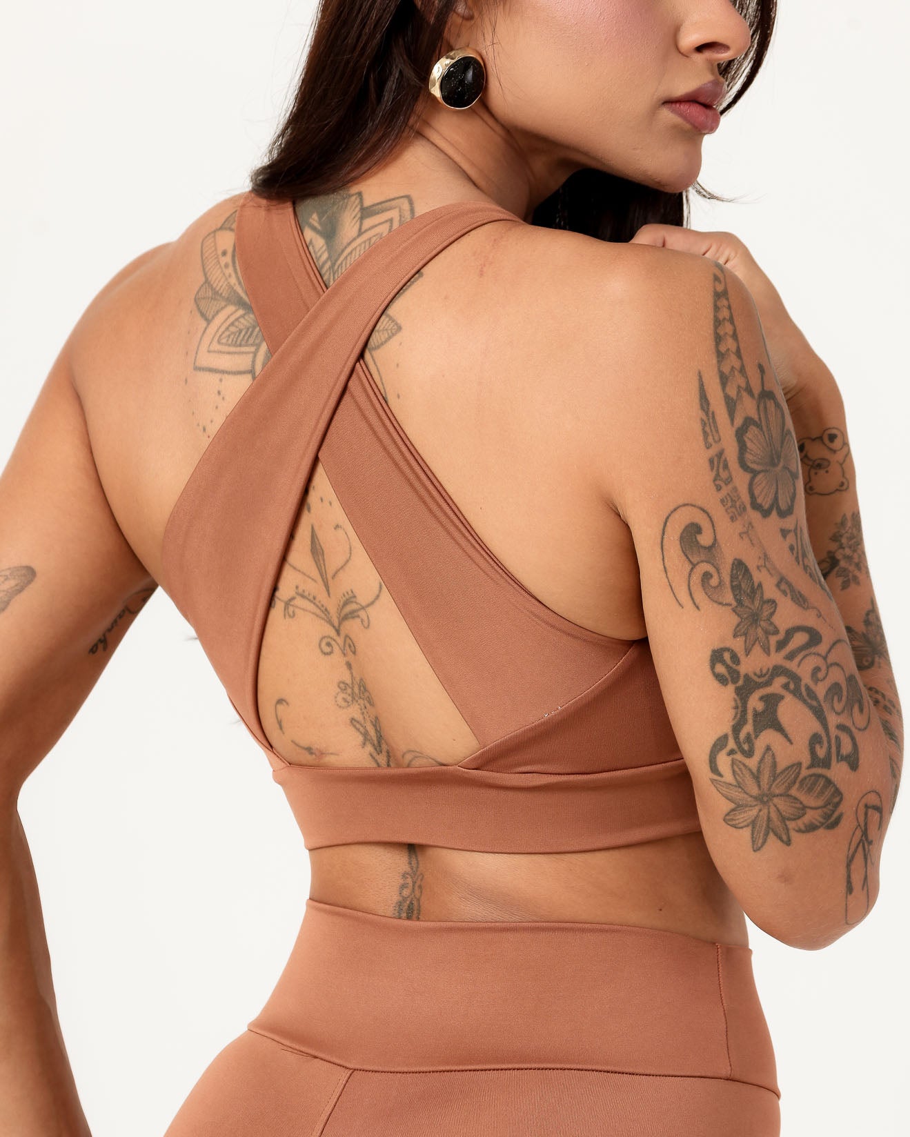Conjunto Top Cruzado nas Costas e Calça Legging Mocha Mousse (3)