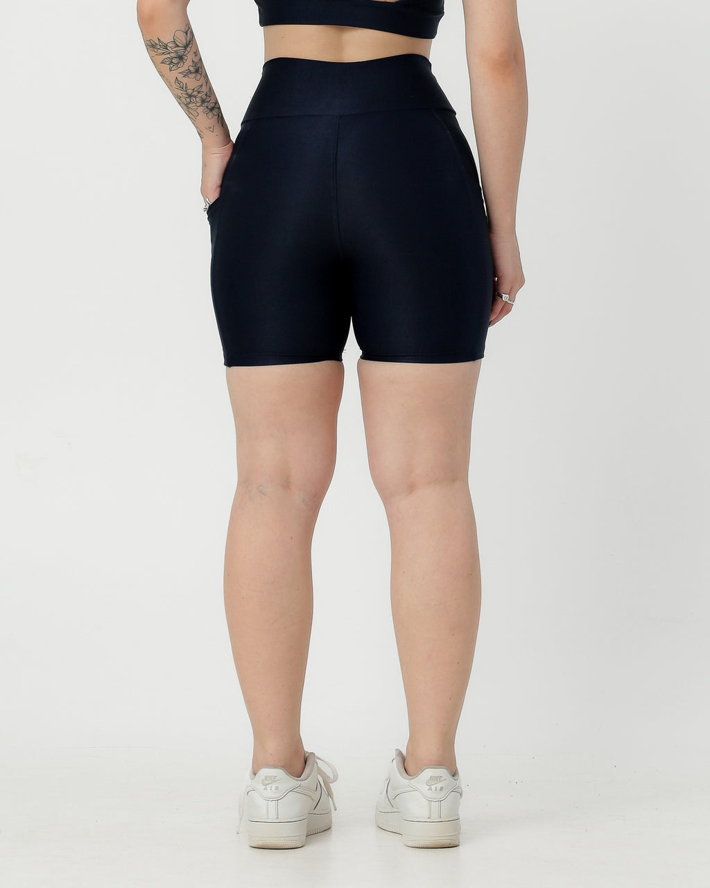 Short Canelado com Bolso Poliamida Azul Marinho (2)