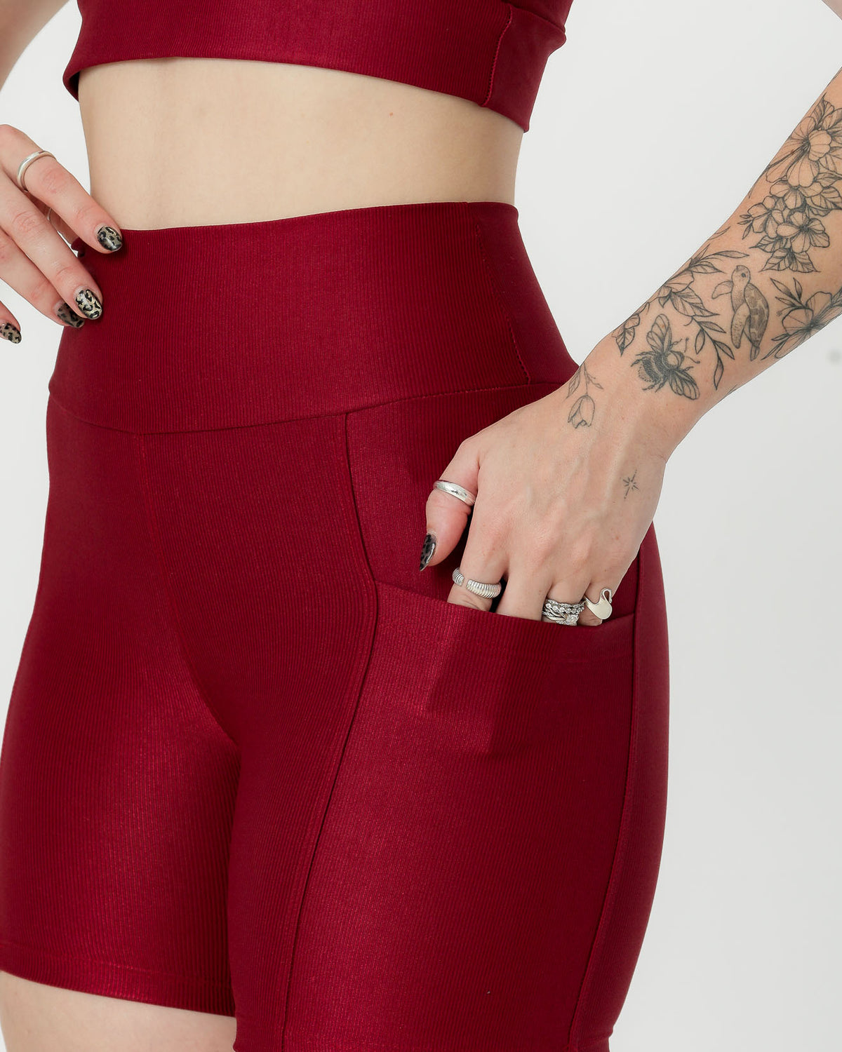 Short Canelado com Bolso Poliamida Marsala (3)
