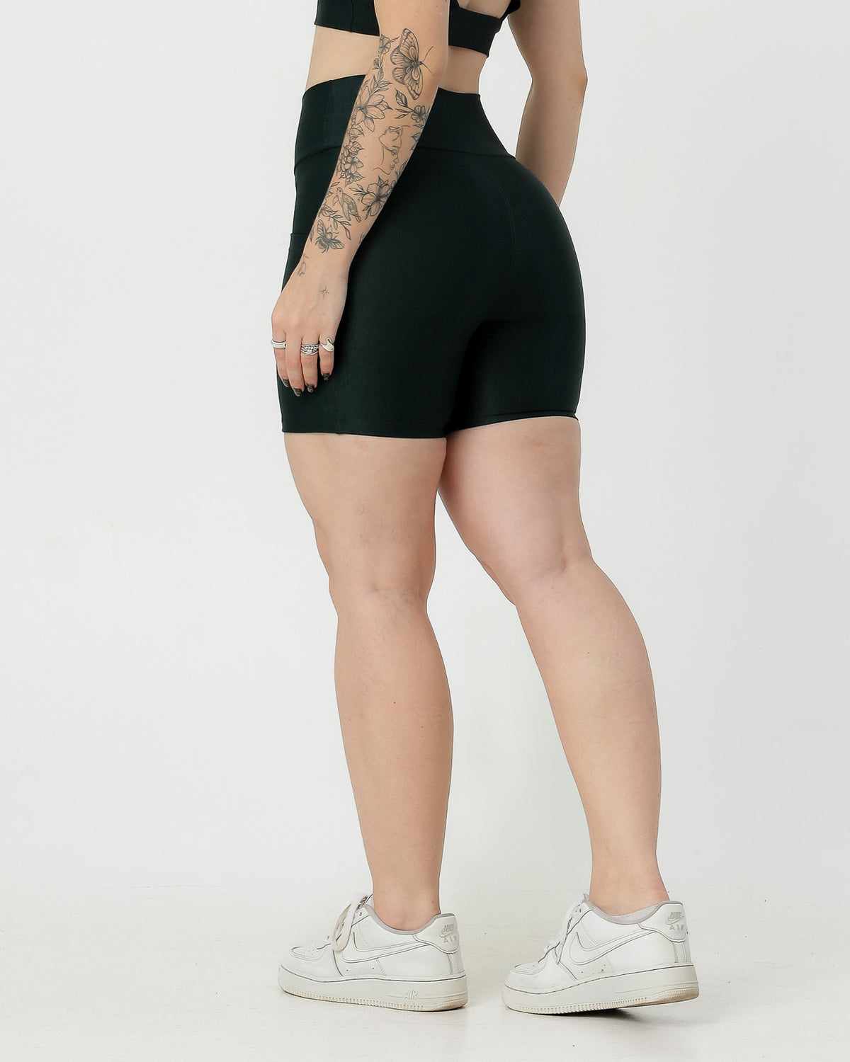 Short Canelado com Bolso Poliamida Verde Escuro (2)