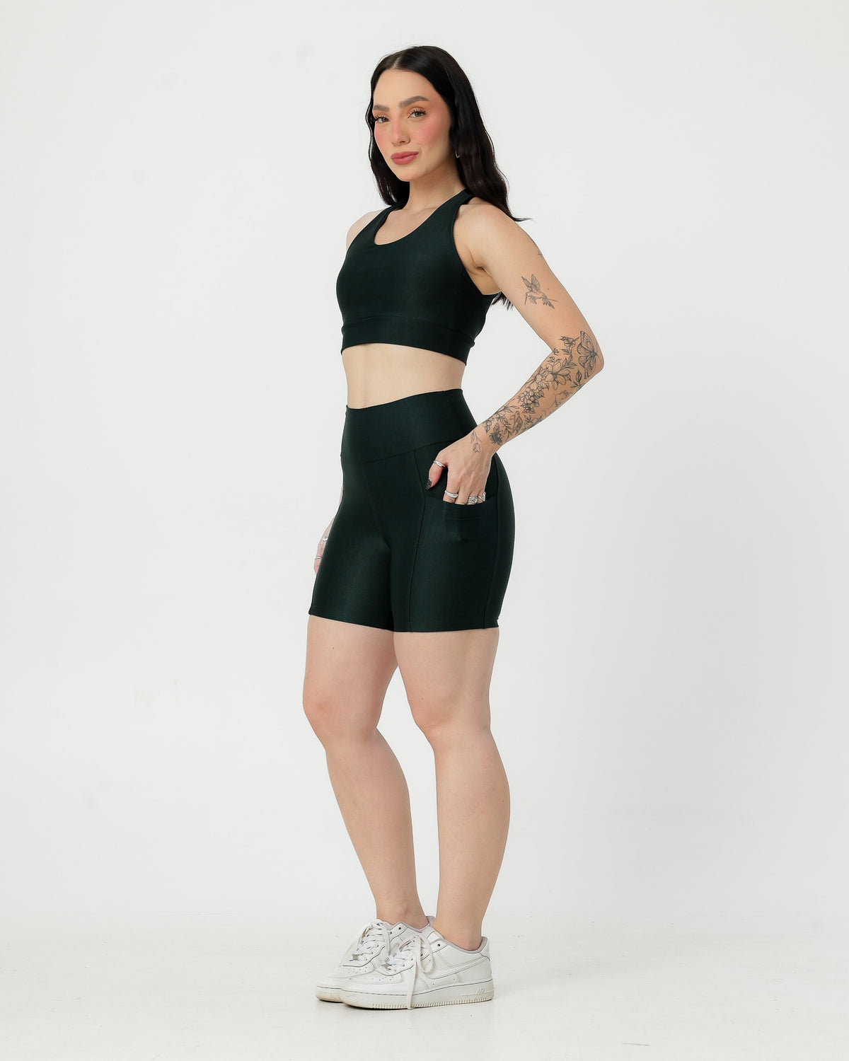 Short Canelado com Bolso Poliamida Verde Escuro (4)